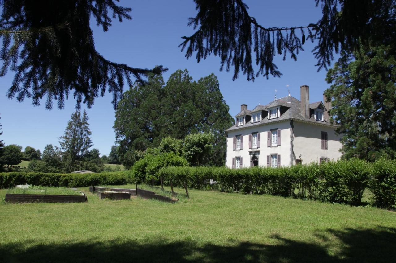 Hostellerie La Bruyere Chalvignac Экстерьер фото