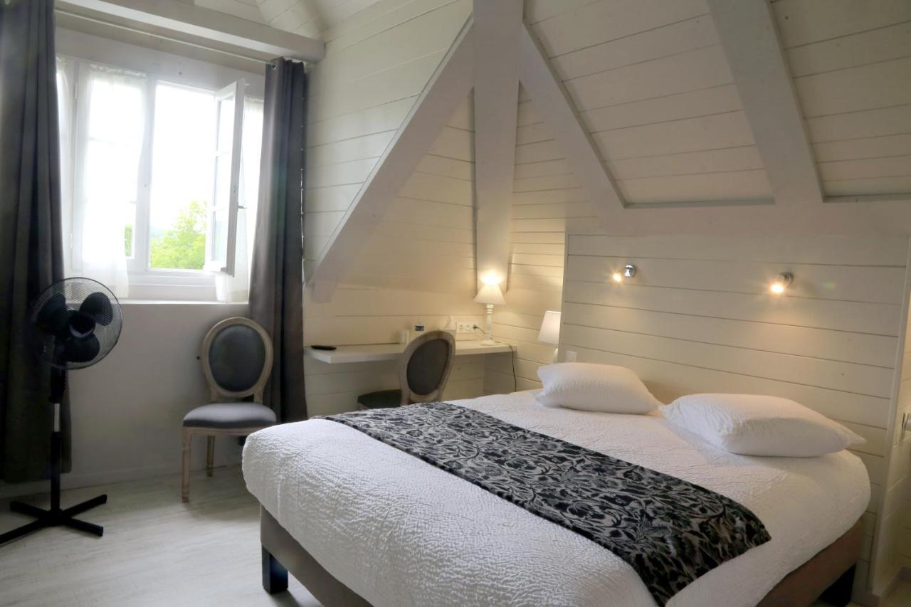 Hostellerie La Bruyere Chalvignac Экстерьер фото