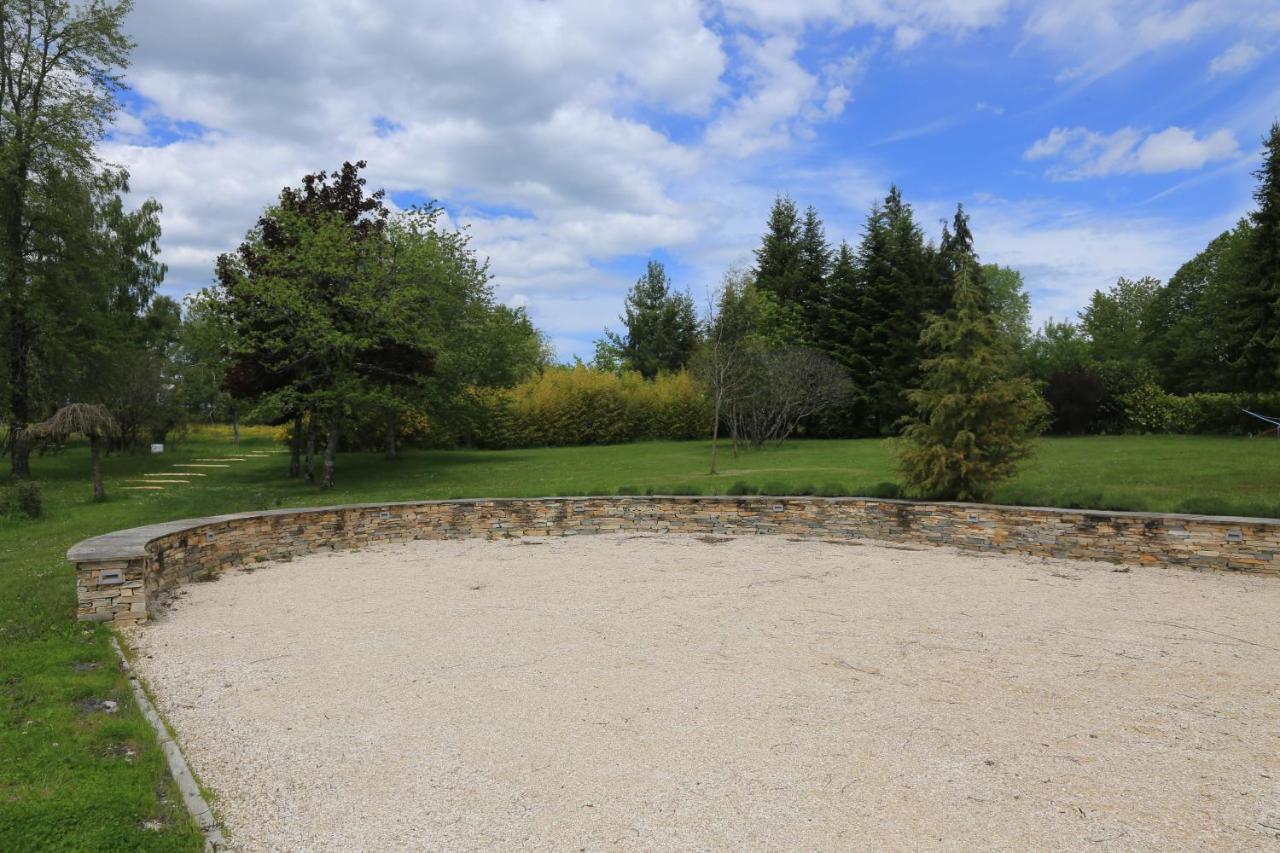 Hostellerie La Bruyere Chalvignac Экстерьер фото
