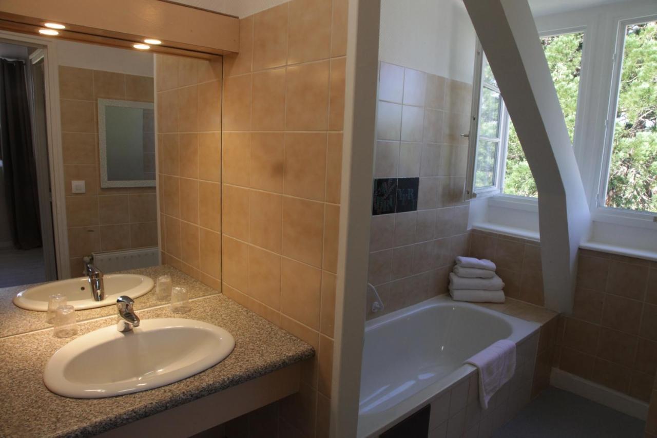 Hostellerie La Bruyere Chalvignac Экстерьер фото